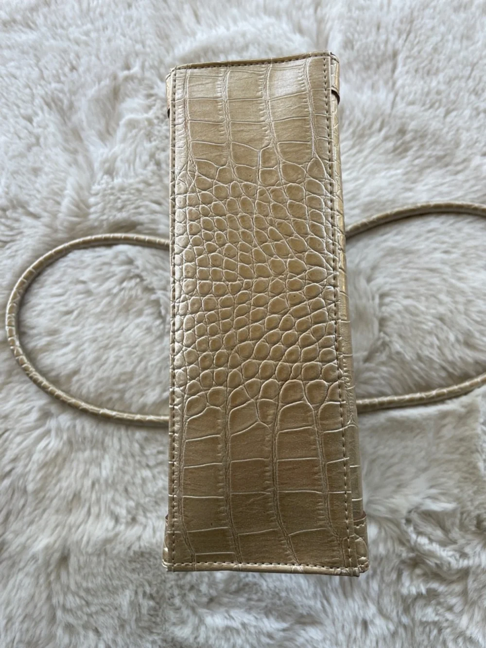 VTG Liz Claiborne Metallic Gold Faux Croc-Embossed Satchel with Tassel